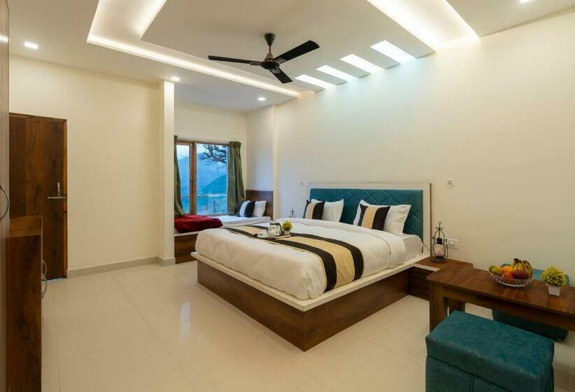 Hotel Luxmi Vilas Inn, Mussoorie