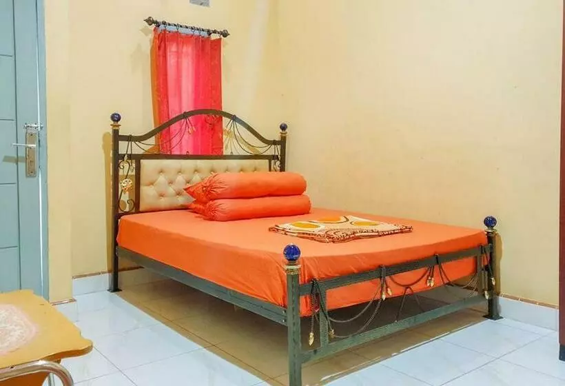 ホテル Pondok Kurnia Exclusive Kota Palopo Redpartner