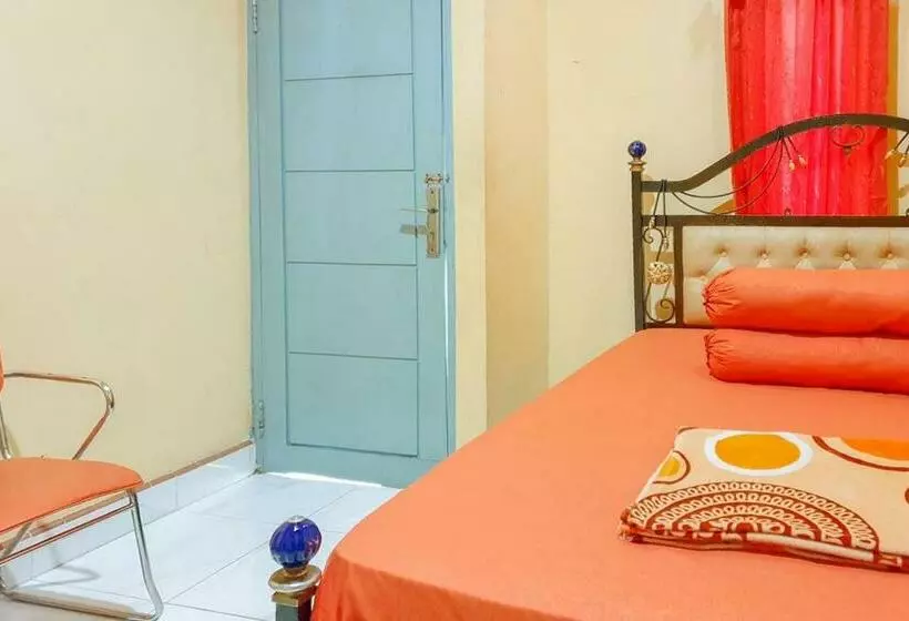 ホテル Pondok Kurnia Exclusive Kota Palopo Redpartner