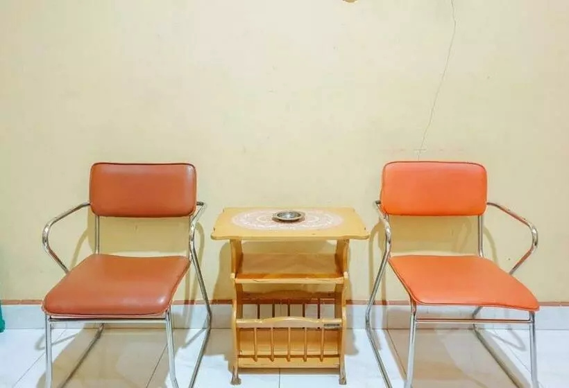 ホテル Pondok Kurnia Exclusive Kota Palopo Redpartner