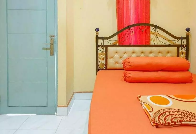 ホテル Pondok Kurnia Exclusive Kota Palopo Redpartner