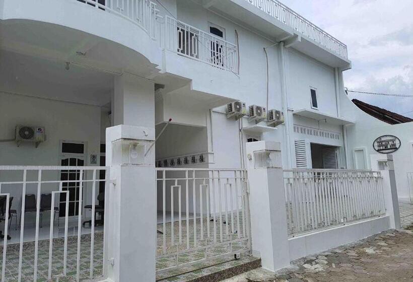 בית מלון כפרי Reddoorz Syariah At Jalan Godean