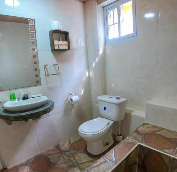 Hotel Refugio Cariguana