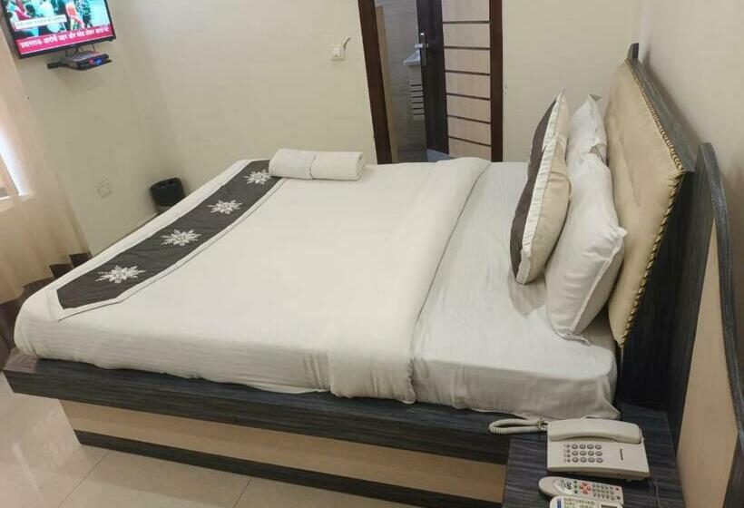 בית מלון כפרי Taj Delhites