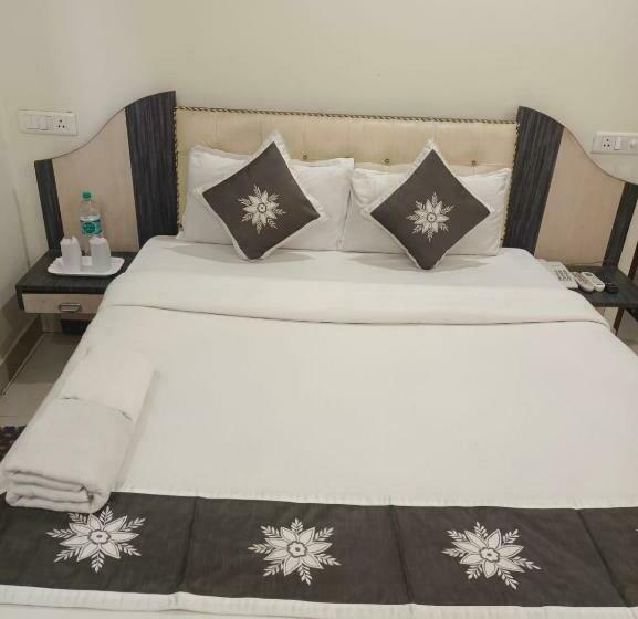 בית מלון כפרי Taj Delhites