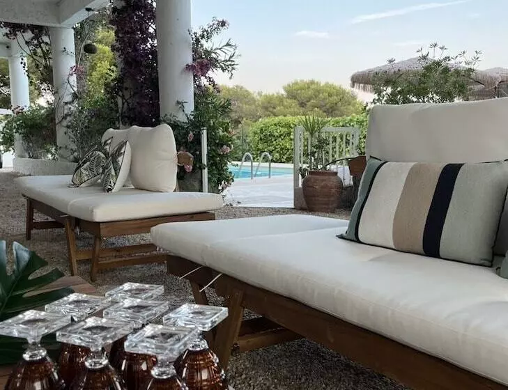 ホテル Villa Paradis