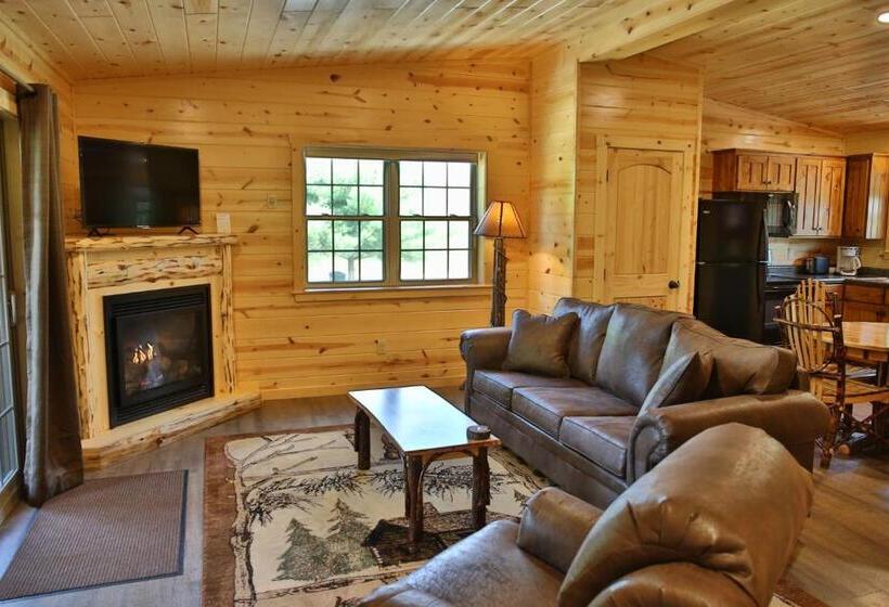 Отель Waterview Lodge By Amish Country Lodging