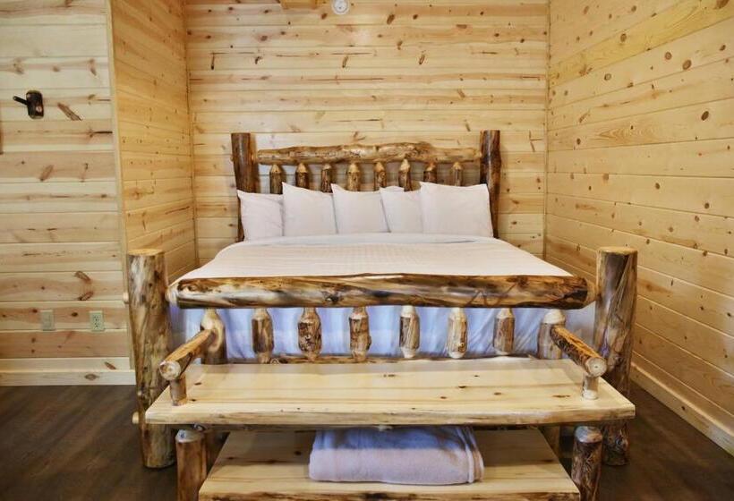 Отель Waterview Lodge By Amish Country Lodging