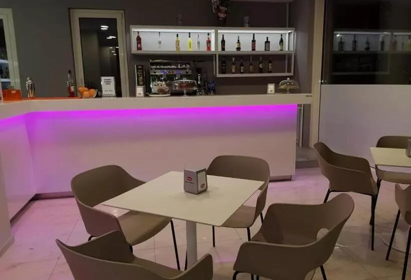 Nuovo Hotel Settibi 20m Dalla Spiaggia