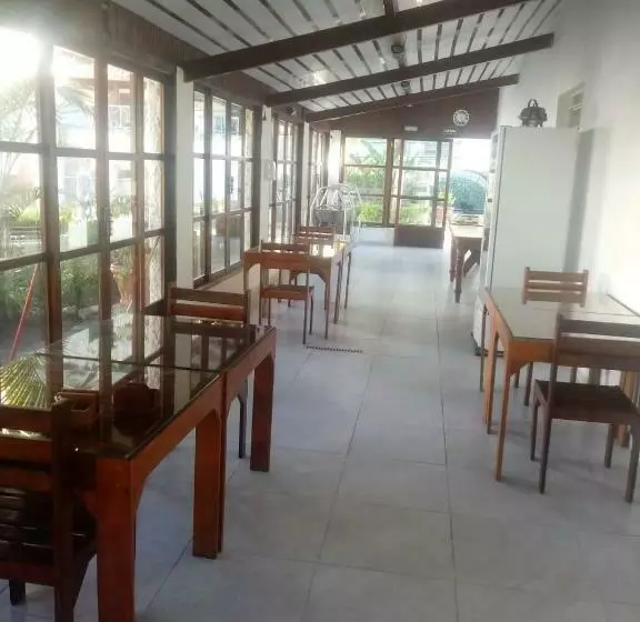 Majatalo Pousada E Clube Securitarios