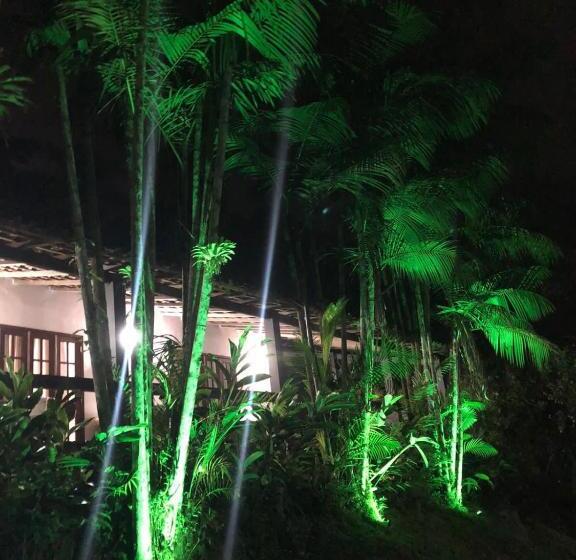 پانسیون Sítio Bagatelle Com Cachoeira E Piscina!