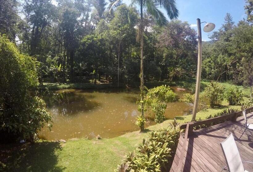 پانسیون Sítio Bagatelle Com Cachoeira E Piscina!