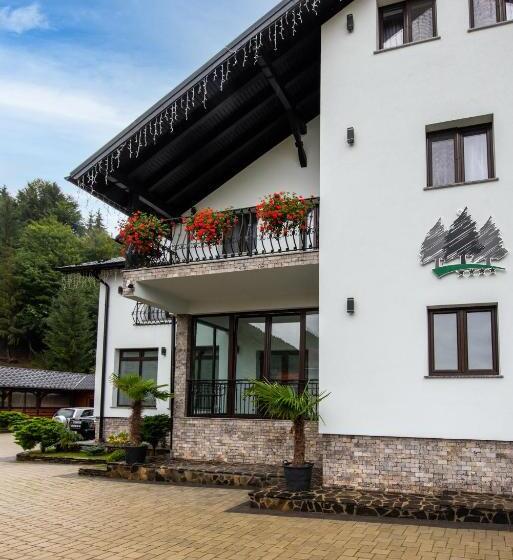 Pensiunea Paradisul Verde