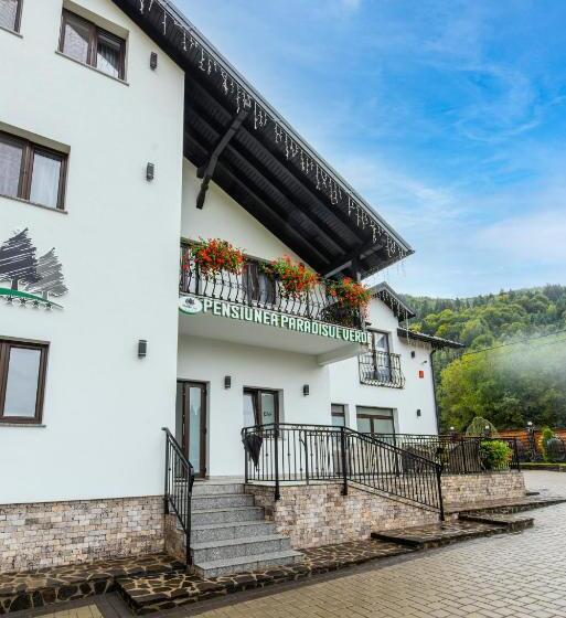 Pensiunea Paradisul Verde