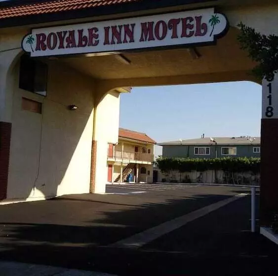 Royale Inn Motel