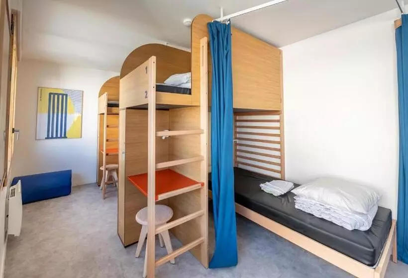 Ucpa Sport Station Hostel Paris