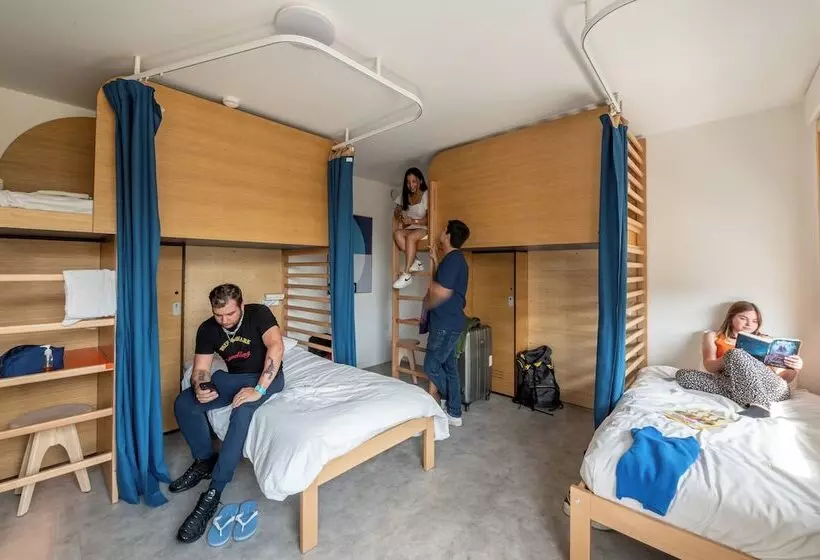 Ucpa Sport Station Hostel Paris