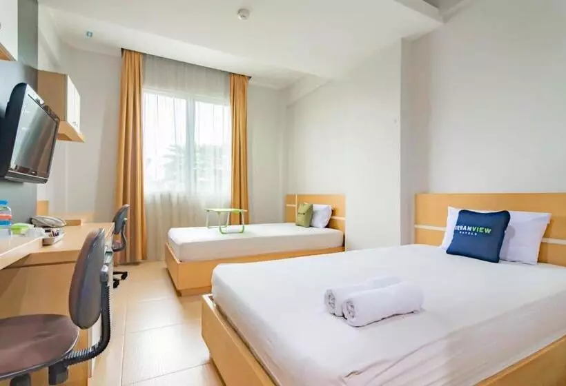 Urbanview Hotel Syariah Dapen Pontianak By Reddoorz