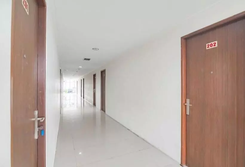 Urbanview Hotel Syariah Dapen Pontianak By Reddoorz