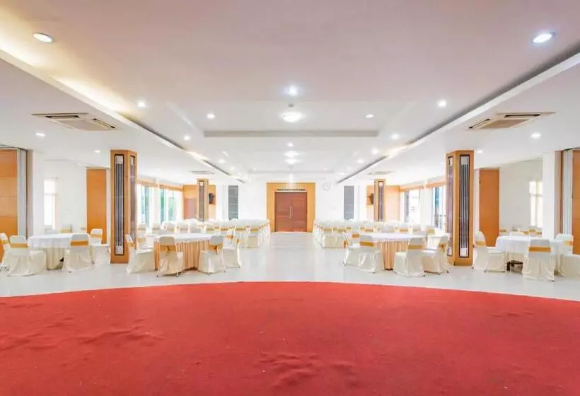 Urbanview Hotel Syariah Dapen Pontianak By Reddoorz
