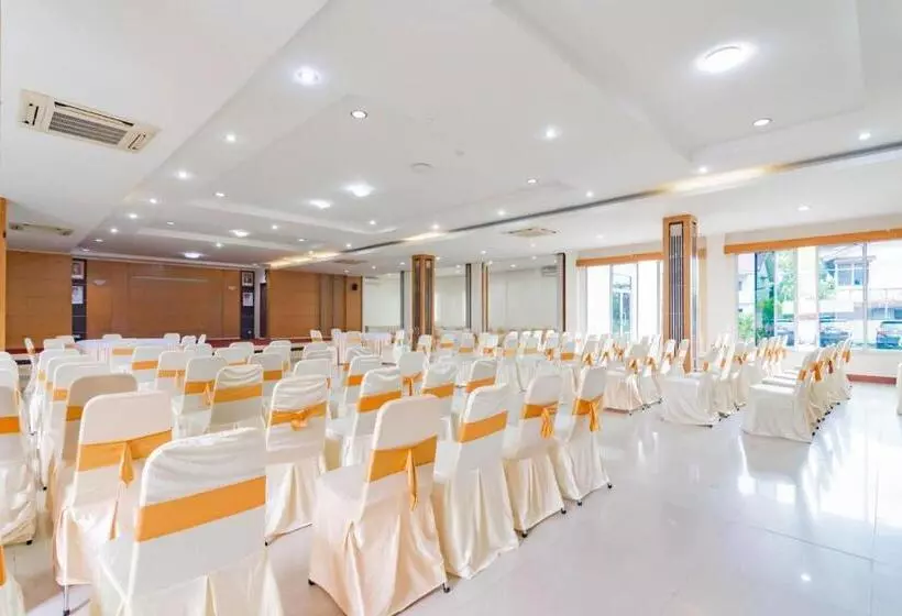 Urbanview Hotel Syariah Dapen Pontianak By Reddoorz