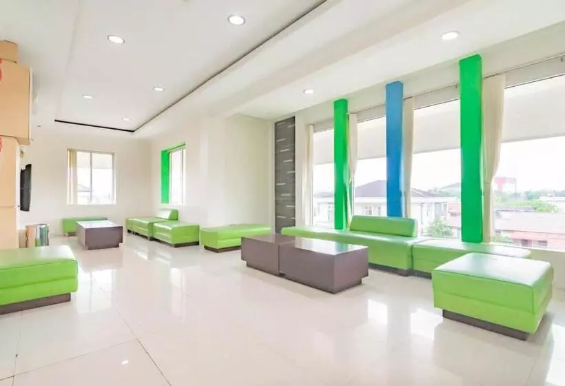 Urbanview Hotel Syariah Dapen Pontianak By Reddoorz