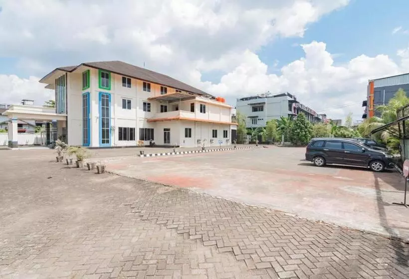 Urbanview Hotel Syariah Dapen Pontianak By Reddoorz