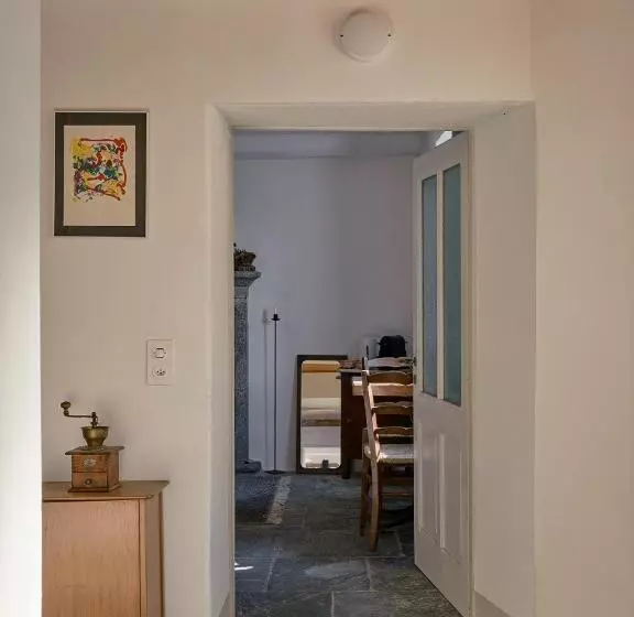 Retkeilymaja Osteria Grütli Con Alloggio