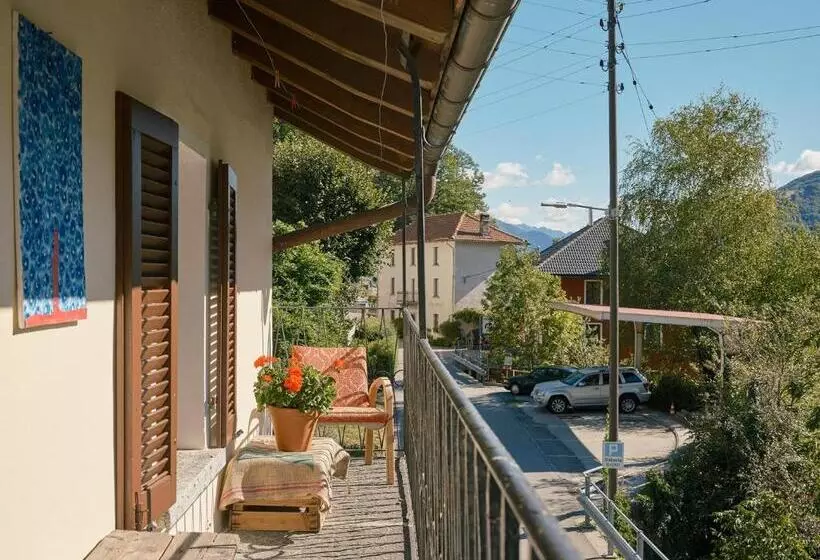 Retkeilymaja Osteria Grütli Con Alloggio