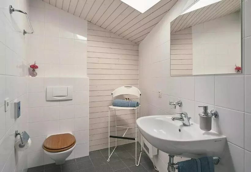 Retkeilymaja Osteria Grütli Con Alloggio