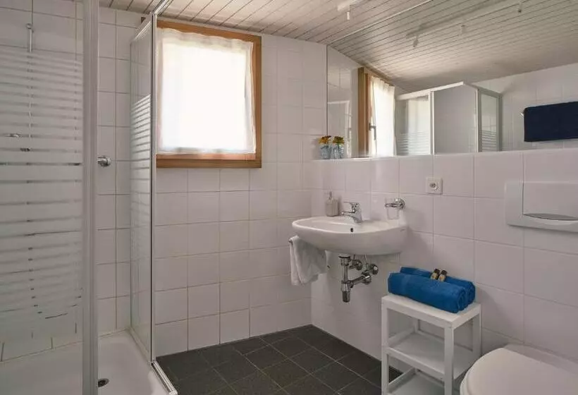 Retkeilymaja Osteria Grütli Con Alloggio