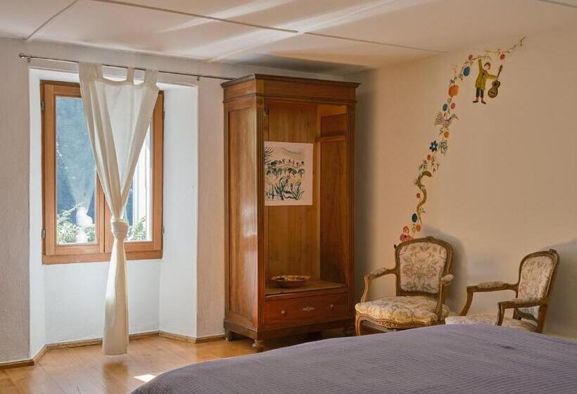 ユースホステル Osteria Grütli Con Alloggio