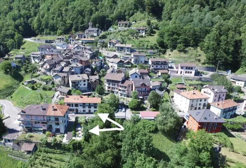 Retkeilymaja Osteria Grütli Con Alloggio