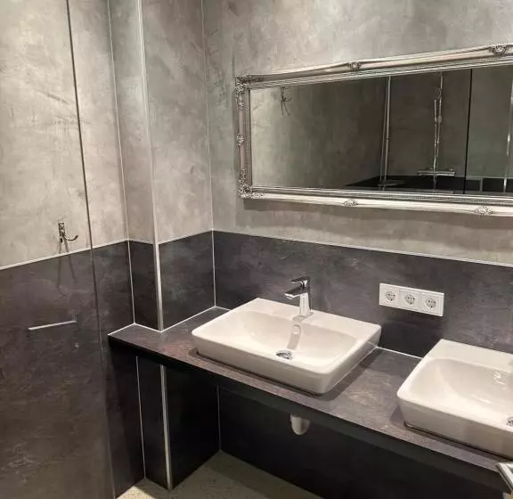 هاستل Waldhaus Talblick