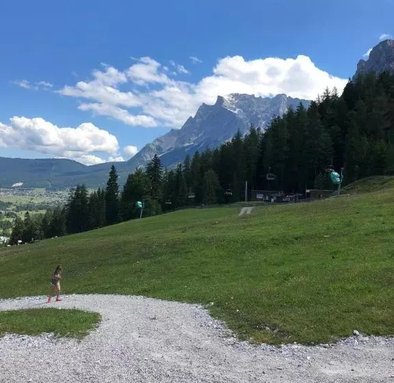 هاستل Waldhaus Talblick