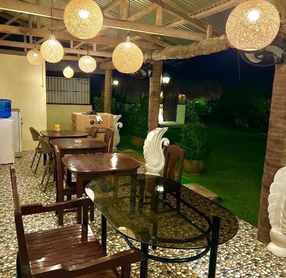 Schronisko West Side Cabana