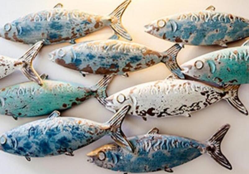 تختخواب و صبحانه Almaré