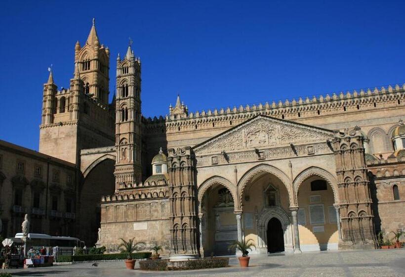 住宿加早餐  Granatelli Holiday Home