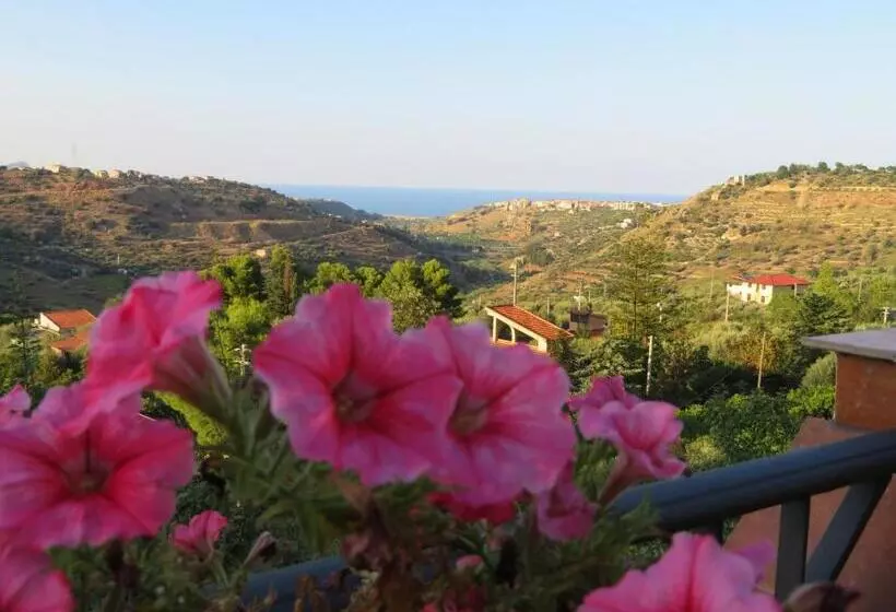 Aamiaismajoitus (B&B) Granatelli Holiday Home