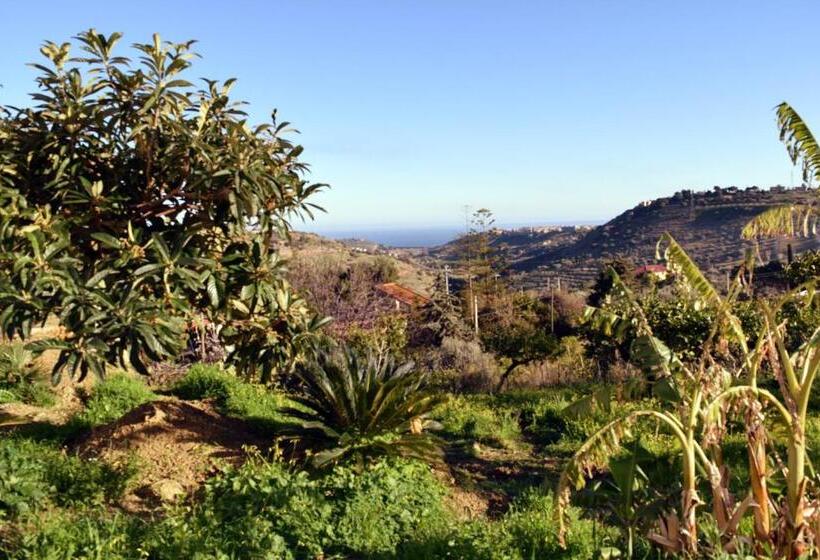 住宿加早餐  Granatelli Holiday Home