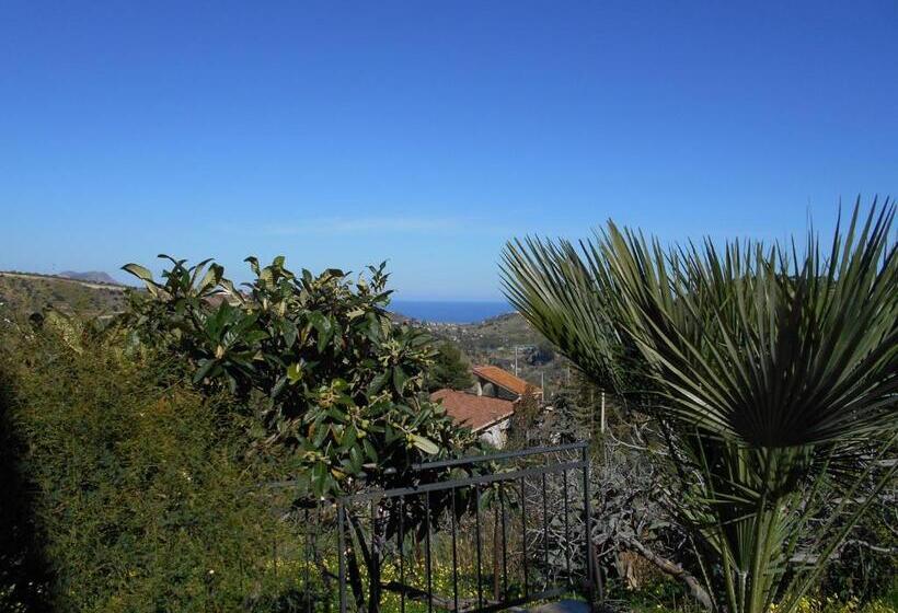 住宿加早餐  Granatelli Holiday Home