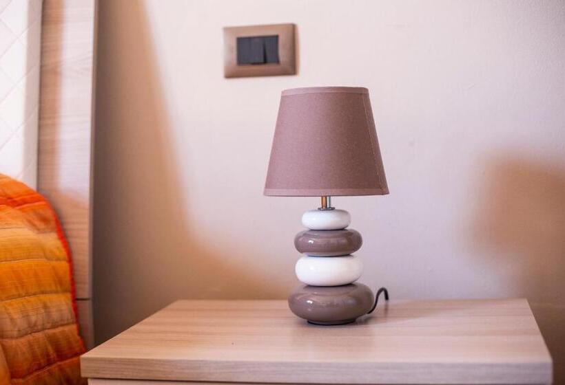 住宿加早餐  Granatelli Holiday Home