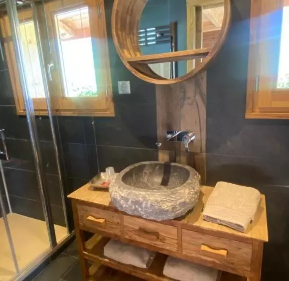 ベッドアンドブレックファースト Chambres Et Tables D Hôtes Le Choton à Nono   Col Du Joly Beaufortain