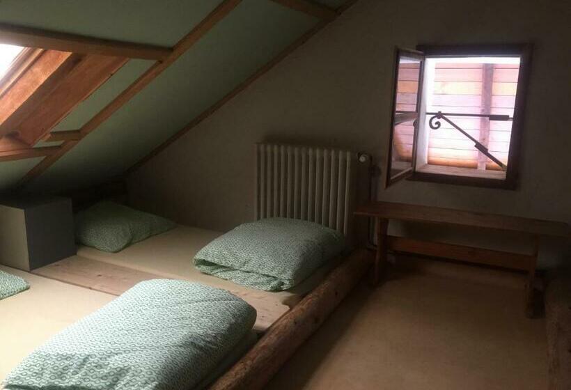 مبيت وإفطار Les Cristaux