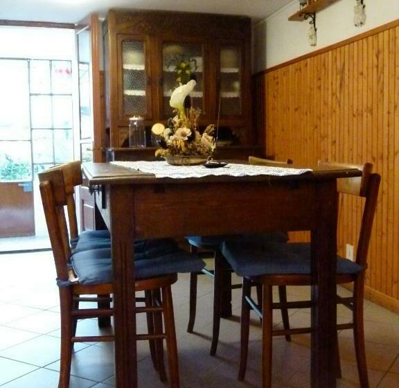 ベッドアンドブレックファースト La Canàoula