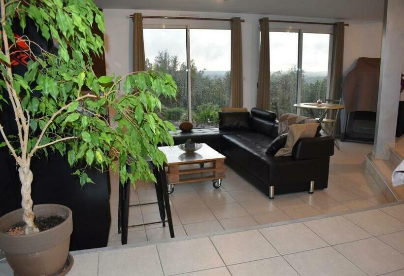 مبيت وإفطار Le Val