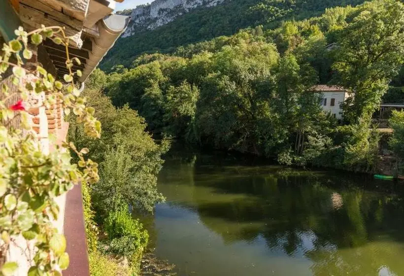 تختخواب و صبحانه Marie Colline A La Campagne