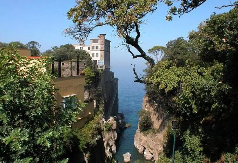 Aamiaismajoitus (B&B) Vesuvio House Appartamento Indipendente E Centrale