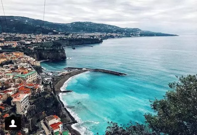 Aamiaismajoitus (B&B) Vesuvio House Appartamento Indipendente E Centrale