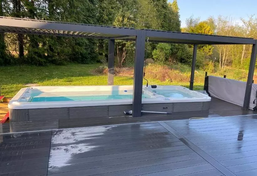 Majatalo Domaine De Montloue   Relais Bien être